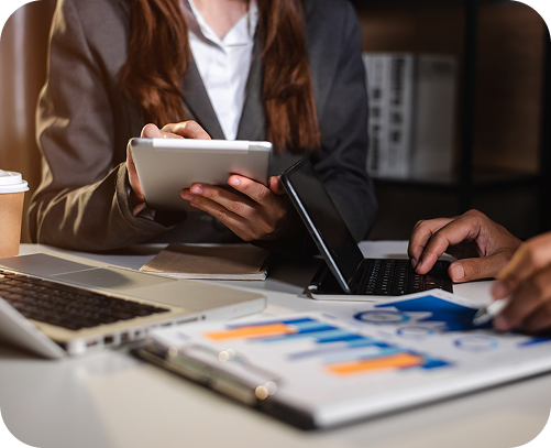 image-woman-with-laptop